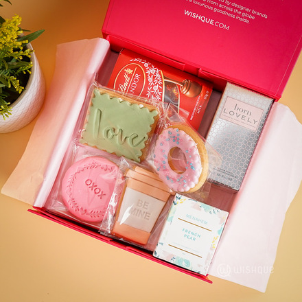 Sarah's Sweet Treats Gift Box