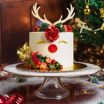 A Festive Reindeer Delight Chocolate Cake