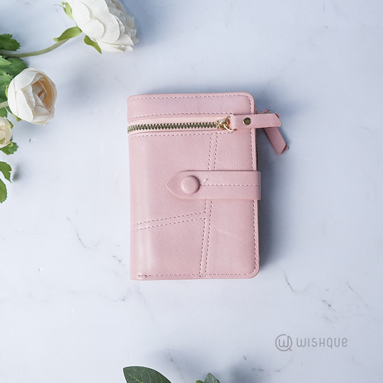 Stylish women store wallet