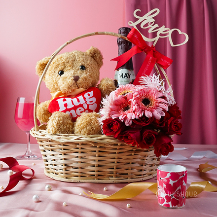 Hug Me Tight Valentine's Day Gift Hamper