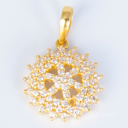 22kt Gold Round Bloom Pendant With Zercone