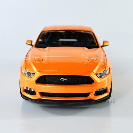 2015 Ford Mustang GT "Official Licensed Product"