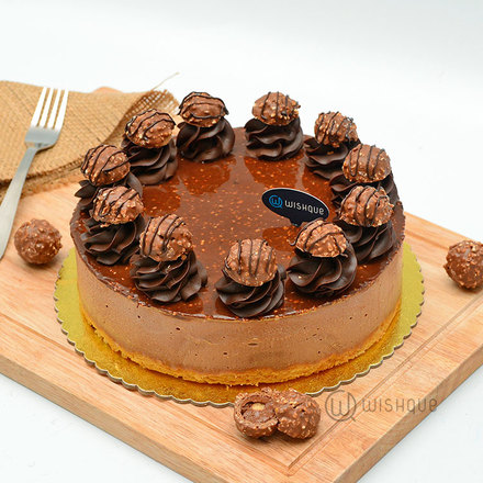 Ferrero Hazelnut Crunch Chocolate Cheesecake