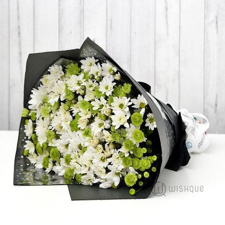 Land Rover Custom Arrangement - Chrysanthemum