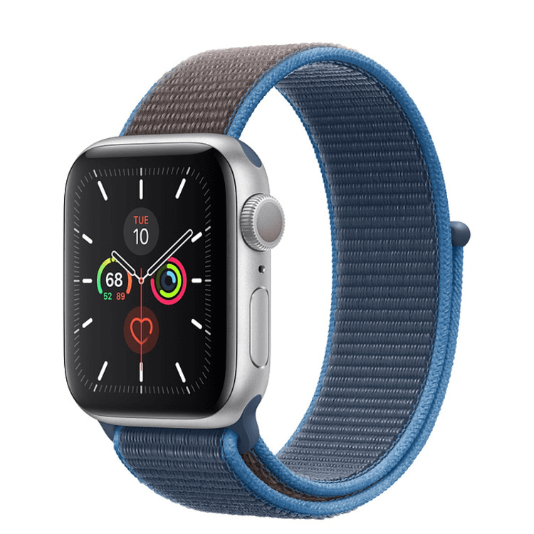 Apple Watch Series 5 Silver Aluminium 40mm Case with Sport ...