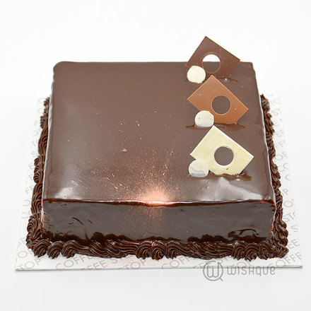 Chocolate Chip 1kg Cake