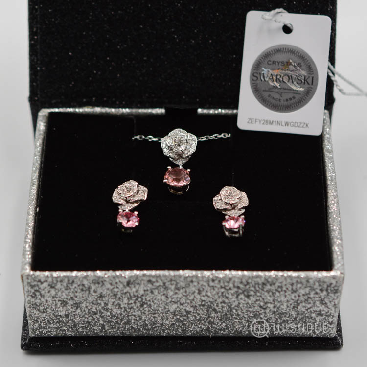 Sparkling Rose Pendant And Earring Set With Swarovski Crystals White-Gold Plated