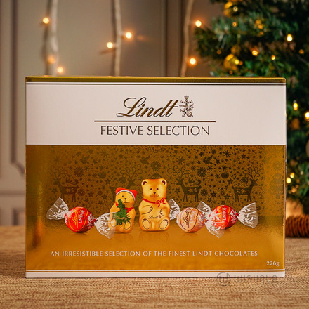 Lindt Festive Selection Gift Box 226g