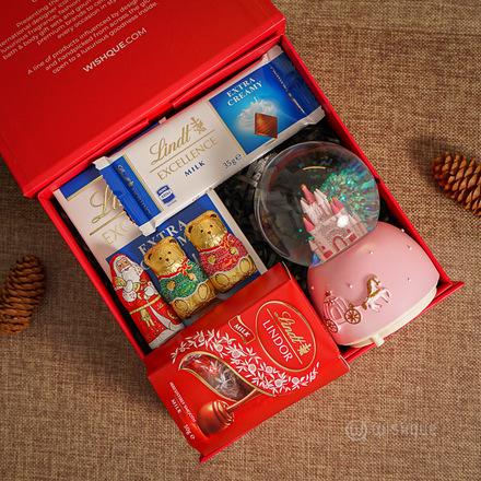 Lindt Excellence Festive Selection Luxury Gift Hamper